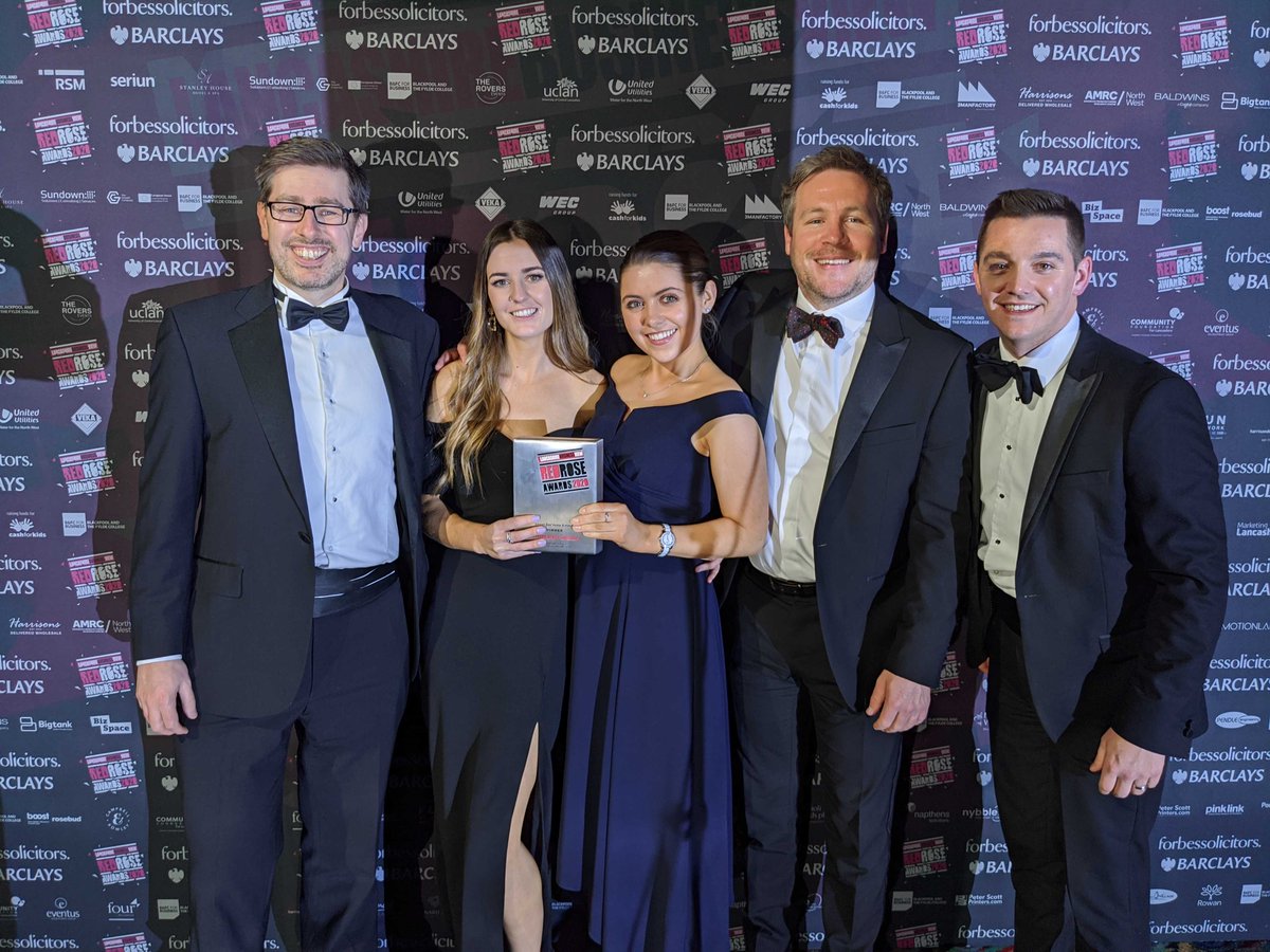 HDSolicitors's tweet photo. We had a fantastic night at the @redroseawards! We're incredibly grateful to be named #Legal Business of the Year 🌹 #RRA20
https://t.co/1A4g3nGVvN https://t.co/A4EMMRUGuh