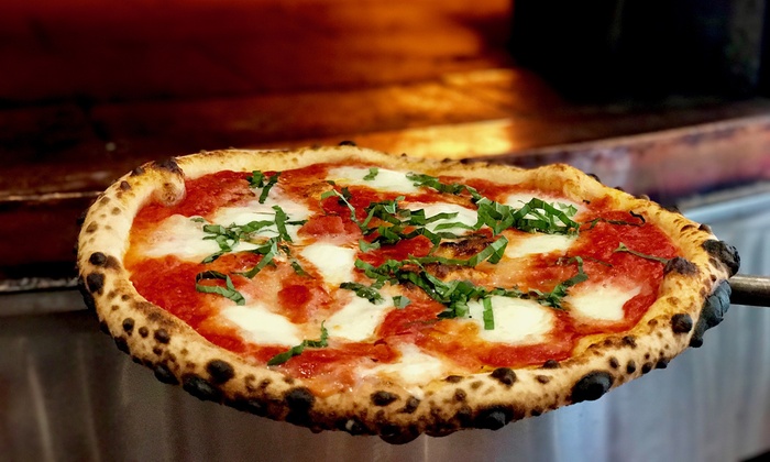 CosmoManchester's tweet image. 🍕 What's better than pizza? UNLIMITED pizza, that's what! Enjoy as much as your belly can take at COSMO #Manchester - and wash it down with one of our delicious cocktails or mocktails.

Because we all need a bit of #FridayMotivation today