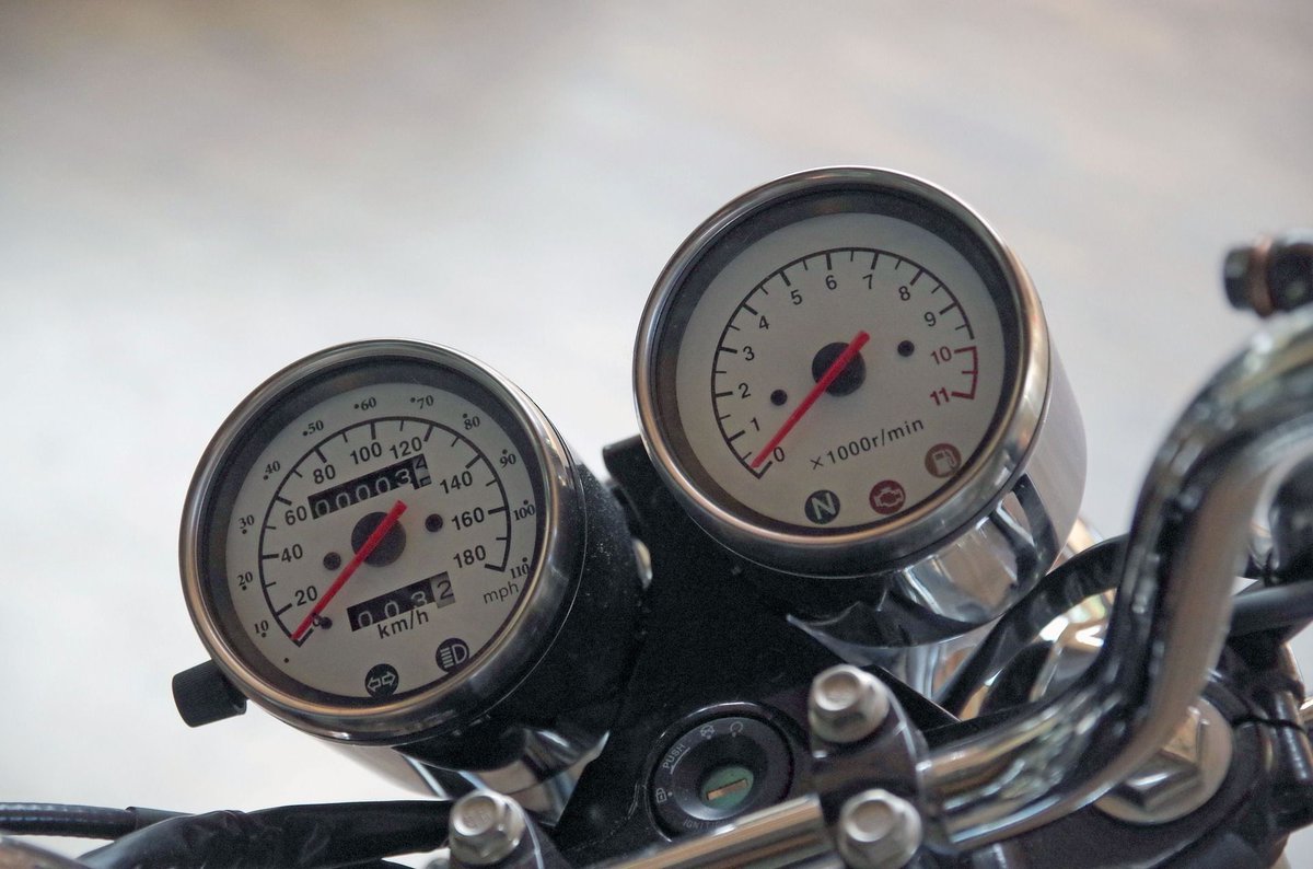 opteven's tweet photo. 🚗💨🍃 Et si vous convertissiez votre deux-roues aux biocarburants ? C’est désormais possible avec Green System Automotives ! Découvrez-en plus 👇
https://t.co/tJpjOXzrXj
#moto #deuxroues #biocarburant #greensystem https://t.co/Vr3tX3FW3r