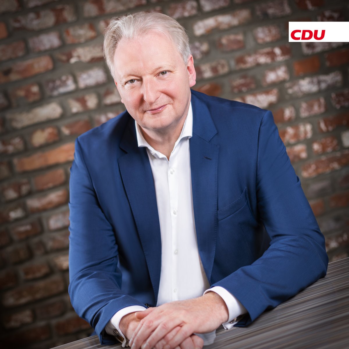 LevLieben's tweet photo. Mit Bedauern sage ich die geplanten Stadtteil-Dialoge vorerst ab. Das Sicherstellen Eurer Gesundheit liegt mir am Herzen. Unser Leverkusen muss geschützt sein! Mehr unter https://t.co/E7wqmHgsL9 #LEVlieben #cdu #cduleverkusen #leverkusen #corona #covid19 #frankschoenberger https://t.co/FiftJuxyfW
