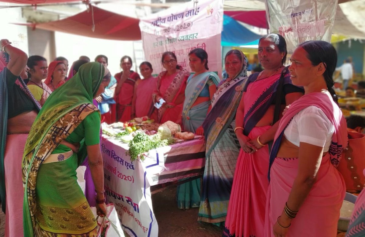 BurhanpurWcd's tweet photo. DAY 5: Some glimpses of Haat Bazaars organized across the districts, given spread awareness about the importance of Complementary Feeding and Immediate and Exclusive Breastfeeding during the first six months (13/03/2020)

#SuposhitMP
#SahiPoshanDeshRoshan https://t.co/0rTtOvBv8C