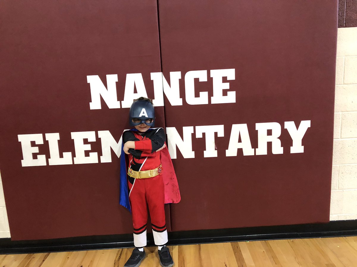 MrsLillie's tweet photo. The #nes123 Kinder program was so good!!!!! @YandellKayla @jenndaubenspeck Great job teachers!!! https://t.co/4QWIsl5ICN