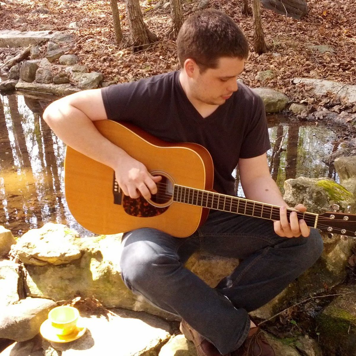 LOWERTOWN LIVE tonight with Josh MacFarlane! 🎶 🎤🎸

#livemusic #music #rock #live #musician #singer #guitar #instamusic #rocknroll #party #newmusic musicians #musica #liveband #gig #ottawalive #ottawaevents #ottawalivemusic #bywardmarket #lowertownottawa #lowertownlive