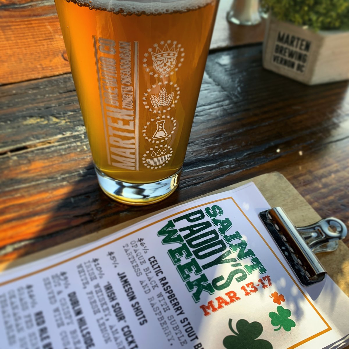 MartenBrewpub's tweet photo. Not eating beef but still eating burgers? Great! Check out our Veggie Burger! Plant-based patty 🌱, Avocado 🥑 , Pico-De-Gallo 🍅 , Arugula, Sriracha Aioli &amp; Cheese Crisp🧀 all on a beautiful bun made by Sweet Caroline’s Bakery.
#veggieburger #brewery #burgers #bless #craftbeer https://t.co/xTSo5nTaZ5