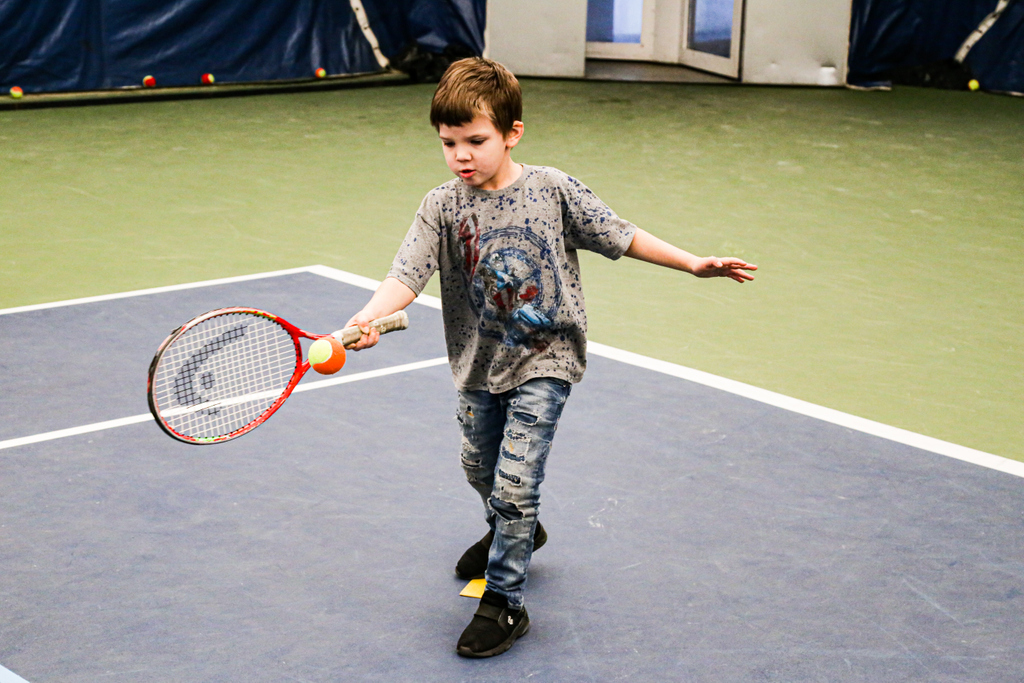 JMTPNY's tweet photo. Good weekend to all our community players.
#jmtp #communityprogram #tennisday #tenniskid #tennisfun #tennis #newyork #johnnymac https://t.co/q6DnH9OeI7