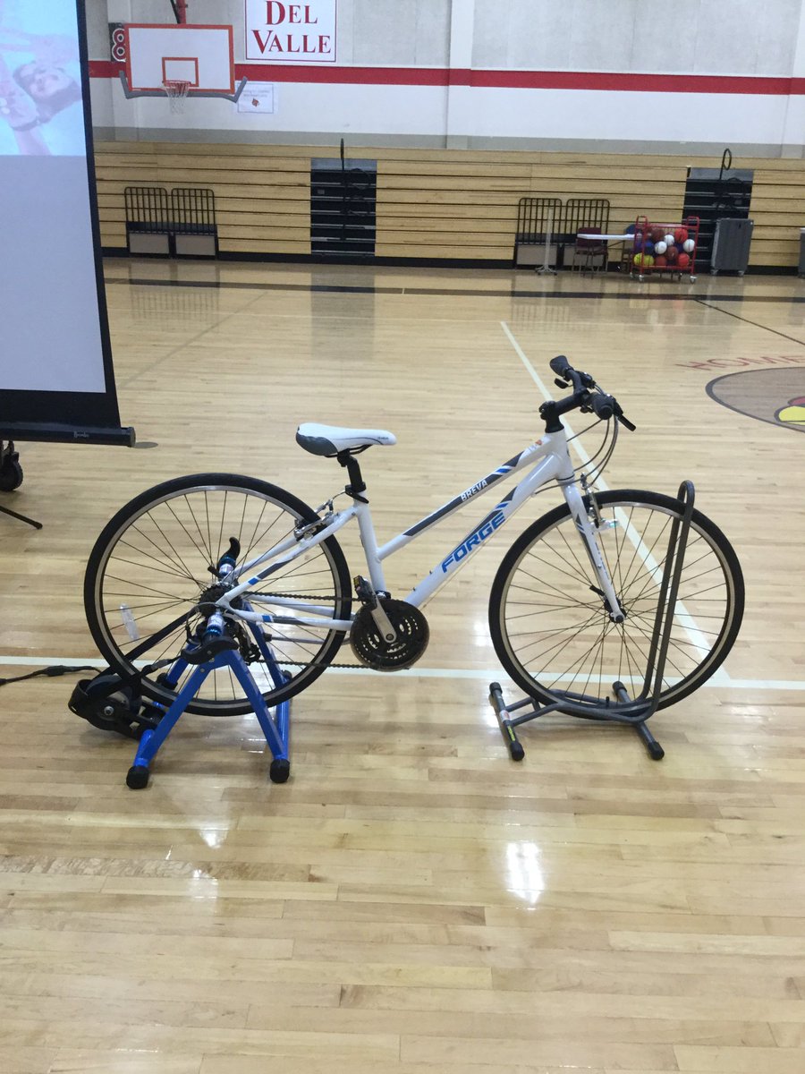 DVISD_DVMS's tweet photo. @DVISD_DVMS what is this bike for? At assembly today our guest speaker is Alison Petersen President and Co-Founder of Blue Ocean Energy Management. #DVPROUD #WritingOurOwnScript #OnAMissionForSuccess https://t.co/JuG0msQnoT