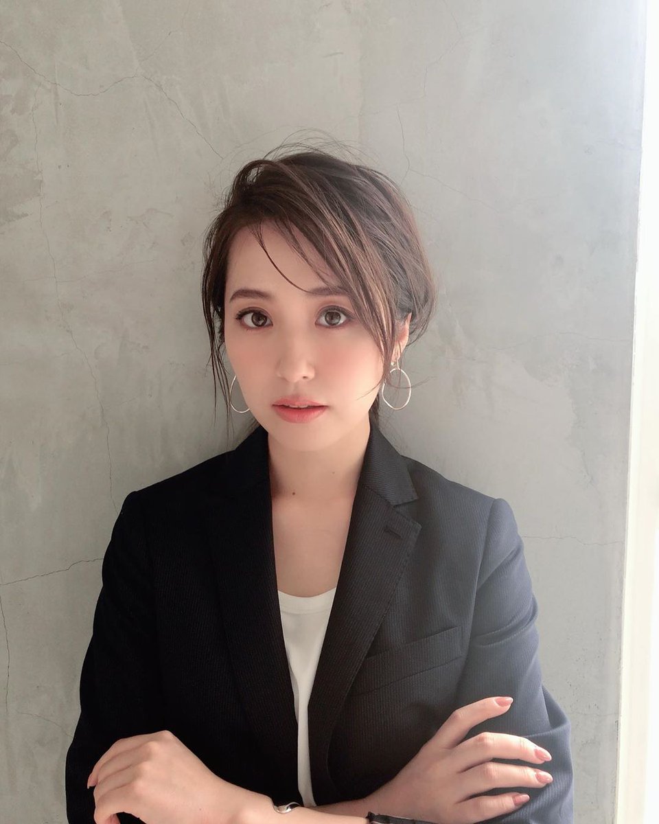 mimanakae's tweet photo. 上から読んでも下から読んでも衛藤美彩 https://t.co/4LbK508siV