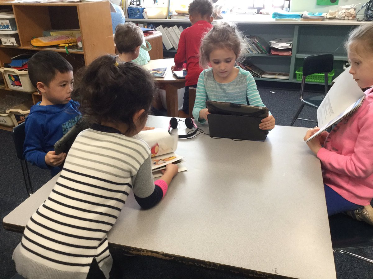 Side-by-side learning with friends from Miss Palguta’s class. Thank you for helping us learn new apps! <a href="/miss_palguta/">Miss Palguta</a>