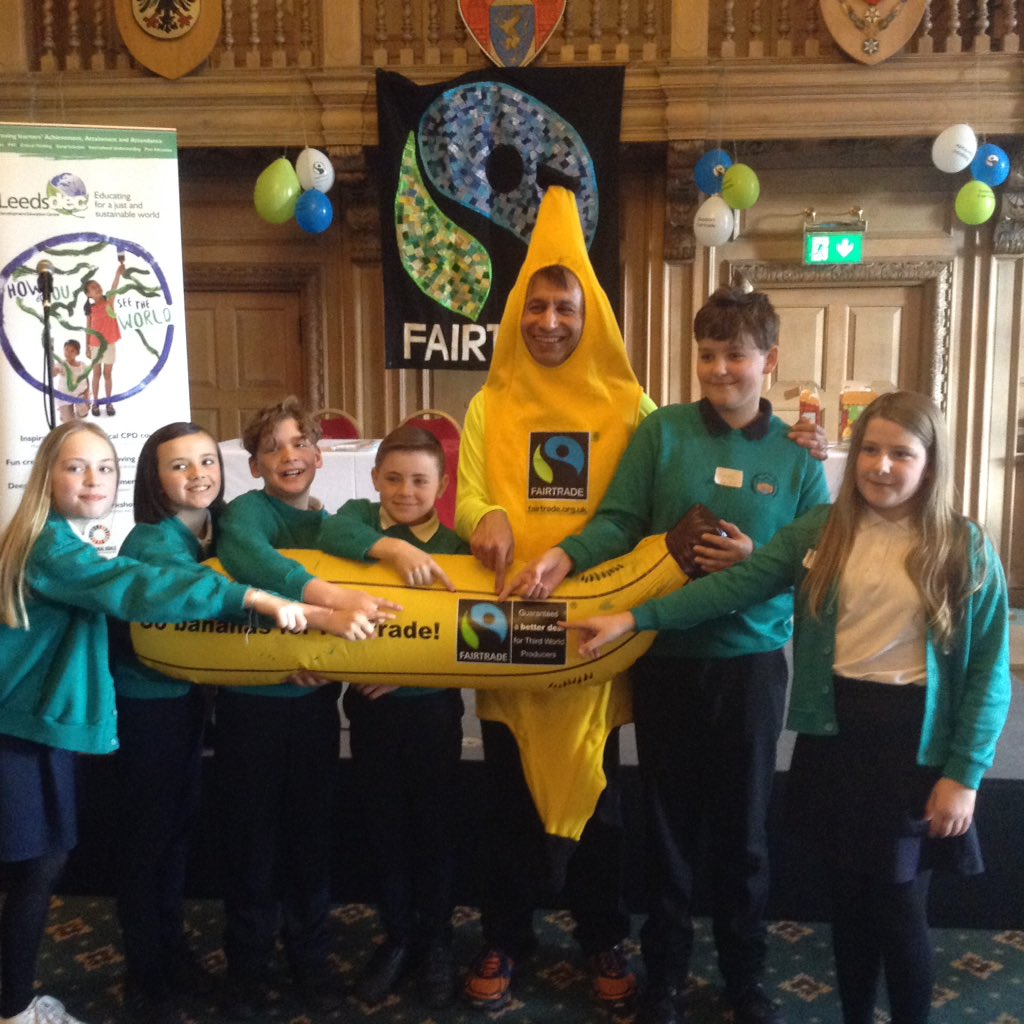 DECLeeds's tweet photo. "Amazing event!" A huge thank you to all the lovely children and teachers who came to our #Fairtrade and the #GlobalGoals celebration today! @kssprimary @IWPSLeeds @HLAtweets https://t.co/0QkmGtvhjZ