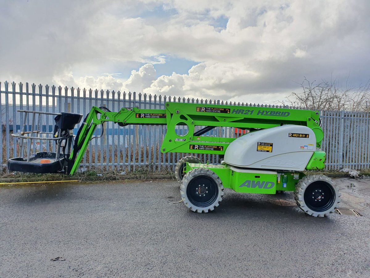 Happy Friday here at The Platform Centre 

More machines added to the fleet with these HR21's and Manitou VJR100's.

Grab them while in stock as they won't last long. 

For all your hire requirements call us on 01384 255440 or info@platformhirecentre.co.uk

 #niftylift #manitou