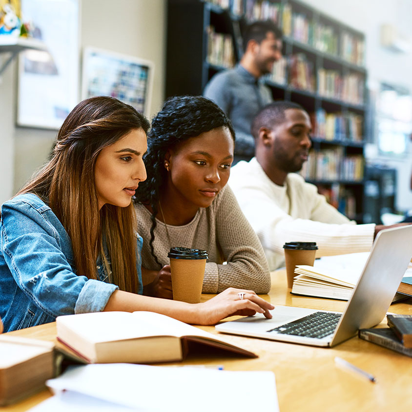 MilesT_CSM's tweet photo. BYOD? Google Docs? Online courses? Oh my! Provide the modern service experience everyone expects - on and off campus - with @Cherwell. #HigherEd #ITSM https://t.co/DiendKoi8l https://t.co/VKRvQGWn91