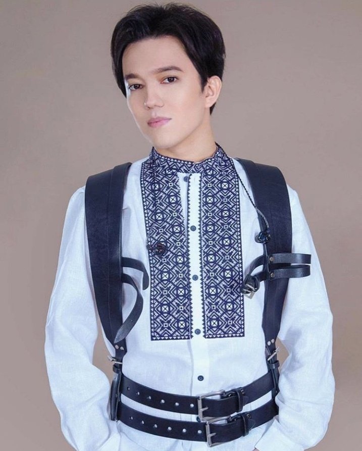 Dimashpics's tweet photo. @dimash_official good evening on Instagram. https://t.co/Z9IkMaxIwL