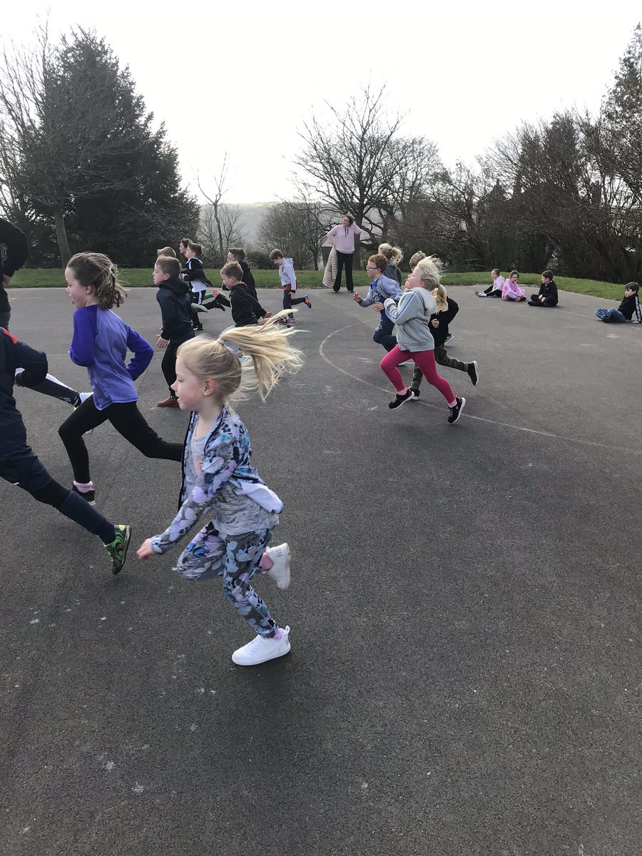 Hendrefoilan's tweet photo. Year 2 enjoyed a beep test for @sportrelief this morning. We have some very fit children in our class! #hdfp2 #hdfpSportRelief2020 https://t.co/ON4a6CBMXa