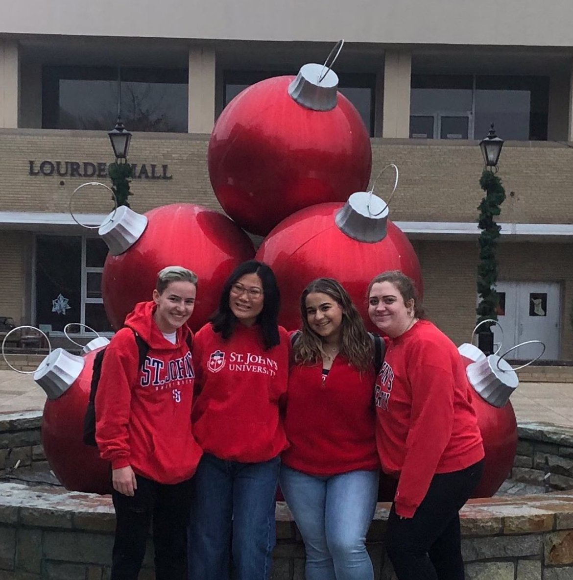 StJohnsU's tweet photo. The only thing better than one #SJUJohnny is four that #RocktheRed! #RedStormFriday #FBF | πΈ: Melissa Faley https://t.co/TL8nPWJugA
