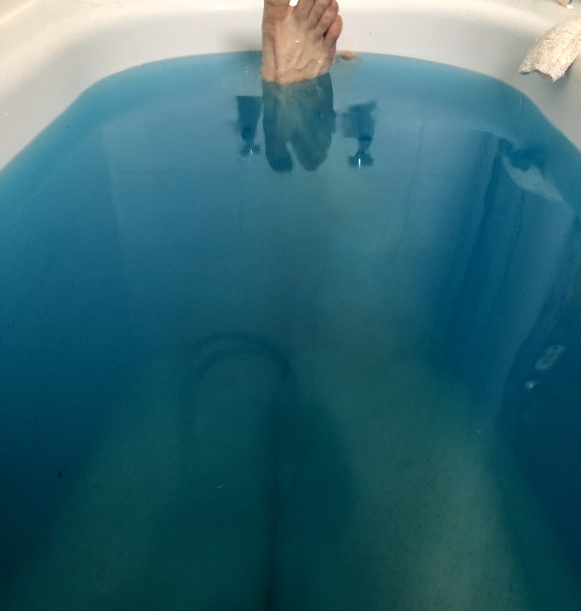 Steve_velo's tweet image. Who doesn’t love a @LushLtd #BombBomb?