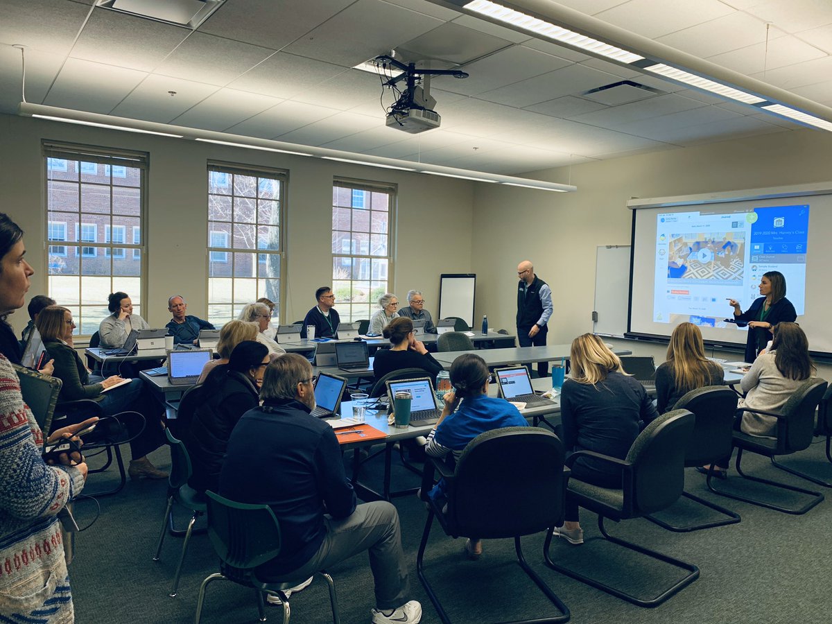LisaGilcrest's tweet photo. The faculty at @LFCountryDay are working hard to ensure e-learning is not only in place, if necessary, but also engaging and intuitive for our students. #lfcds_experience #lfcds_inspiredteaching #lfcds_inmovation #lfcds #dedication #passionforlearning https://t.co/KKl7zANjyj