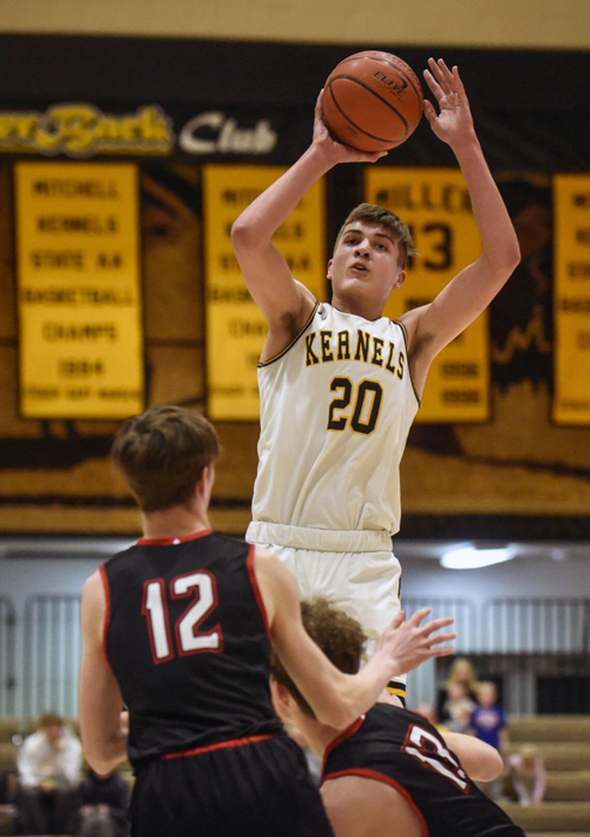 Congratulations to Caden Hinker on being selected to the 2019-2020 All ESD Basketball team!