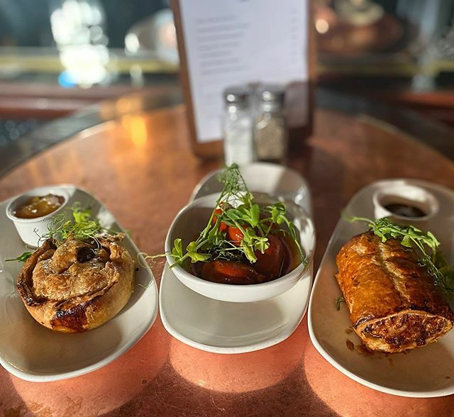 What a trio! Pork pie, chorizo links and a sausage roll. The bar snacks are 3 for £11, every day from 3pm. 
#snack #snacktime #feelingpeckish #porkpie #chorizolinks #sausageroll #thecastlefarringdon #clerkenwell