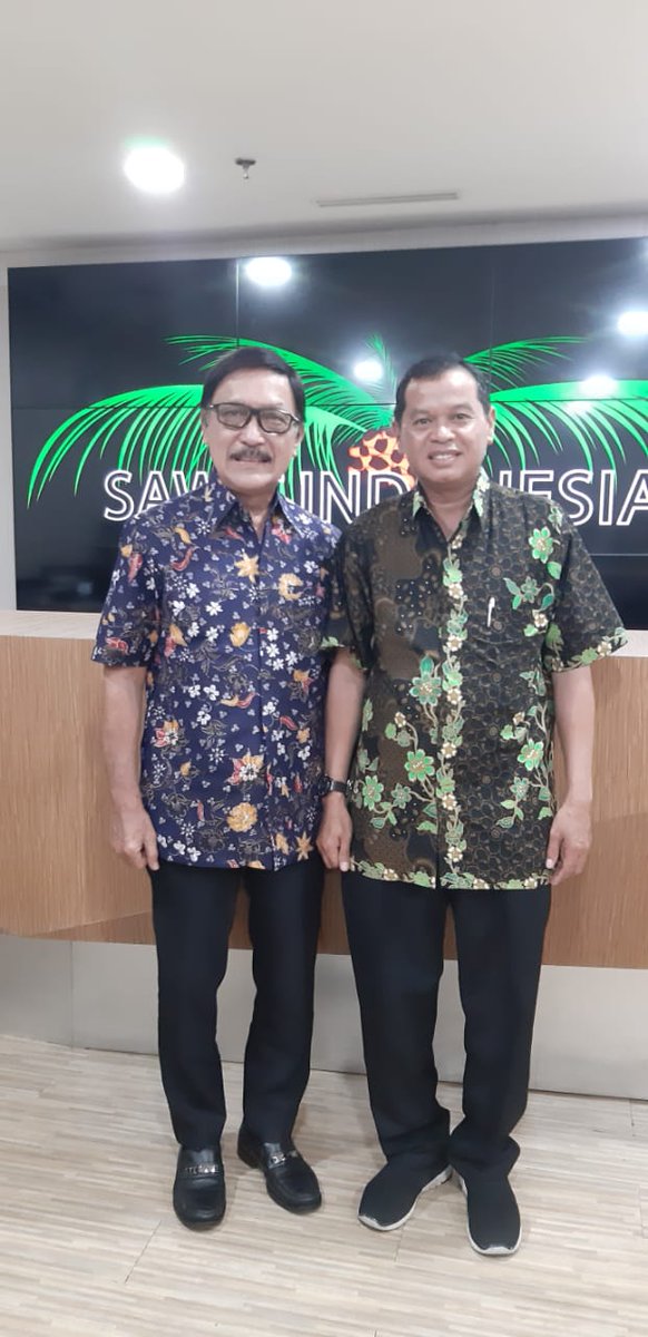 DApkasindo's tweet photo. Ketum DPP Apkasindo Bapak Alpian Arahman bersama Dirut BPDPKS Bapak Edy Abdurahman. https://t.co/l4ajVaki1V