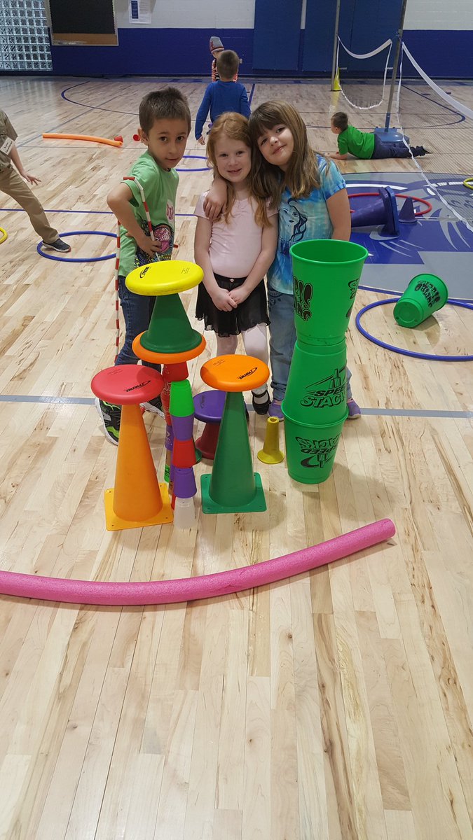CoachMough's tweet photo. Bethel students have been working hard in PE. Build week! Each lesson this week focused on building something. @bethel_school #WeAreWatauga https://t.co/ju7ihX6NNk
