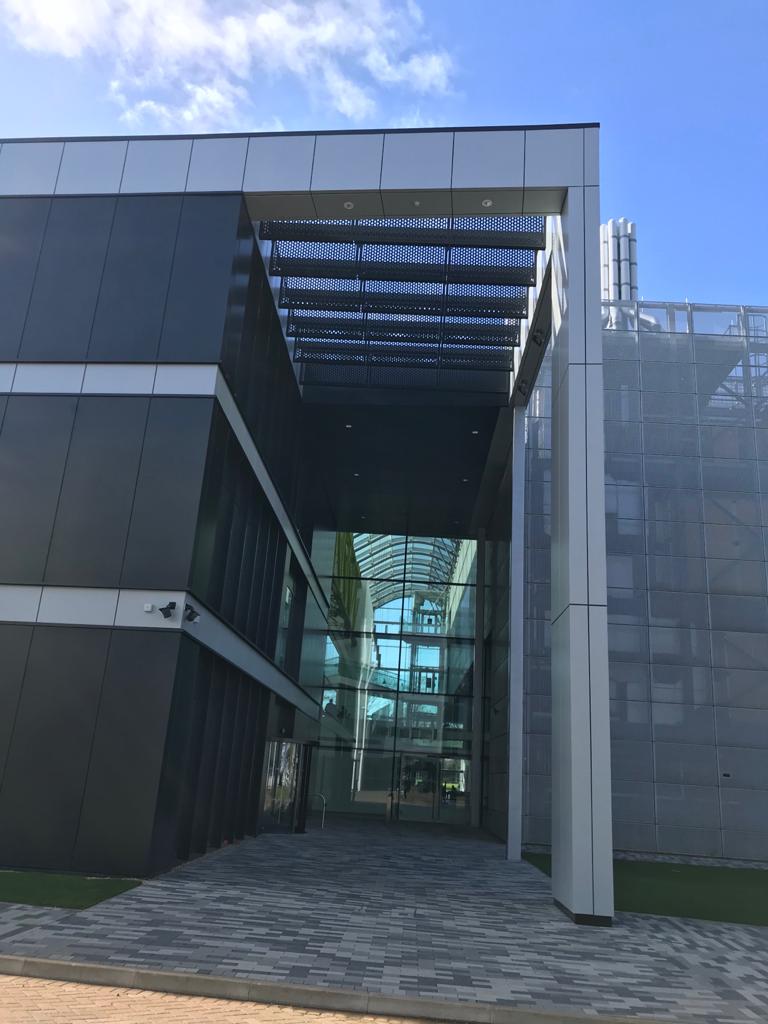 cranfieldwater's tweet photo. Take a look at our new #Water #Science building!🏠 

💧 It has sensor development and rapid prototyping labs as well as new office and working spaces💧 

More updates to come...

#studywater #msc https://t.co/Mb7QkTeP0l