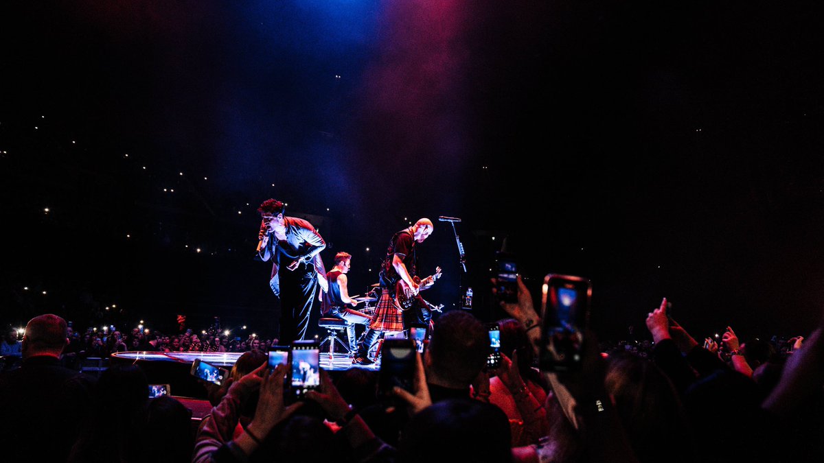 the script tweet media