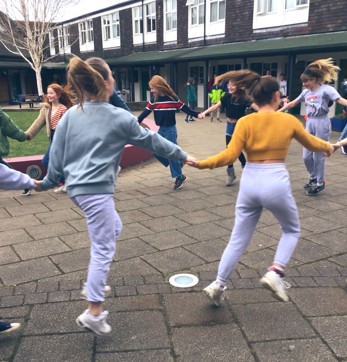 St Chris Senior School tweet media