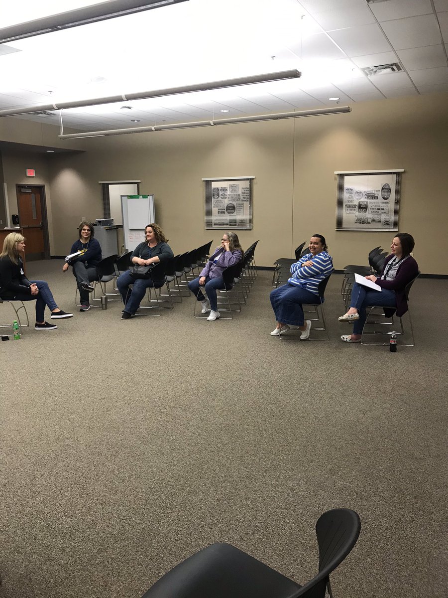 JenniferatGrant's tweet photo. From meeting with our nurses, gathering instructional material and working with food service and transportation to provide hot lunches and breakfast to our students, we are super proud of GCSs...every employees number one thought... KIDS FIRST!! #lovemydistrict https://t.co/SP9nUqtScn