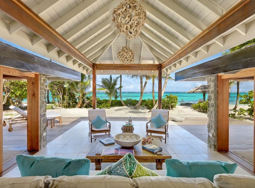 EliteTravelC's tweet photo. Spread over 115 beautiful acres on the private Caribbean island of Petit St. Vincent, this exclusive hotel will insist that you to relax, recharge and be pampered while here on holiday in the Grenadines✨

👉🏼 https://t.co/hATbzbnntT

#grenadines #caribbean #elitetc https://t.co/YzLw65M2kr