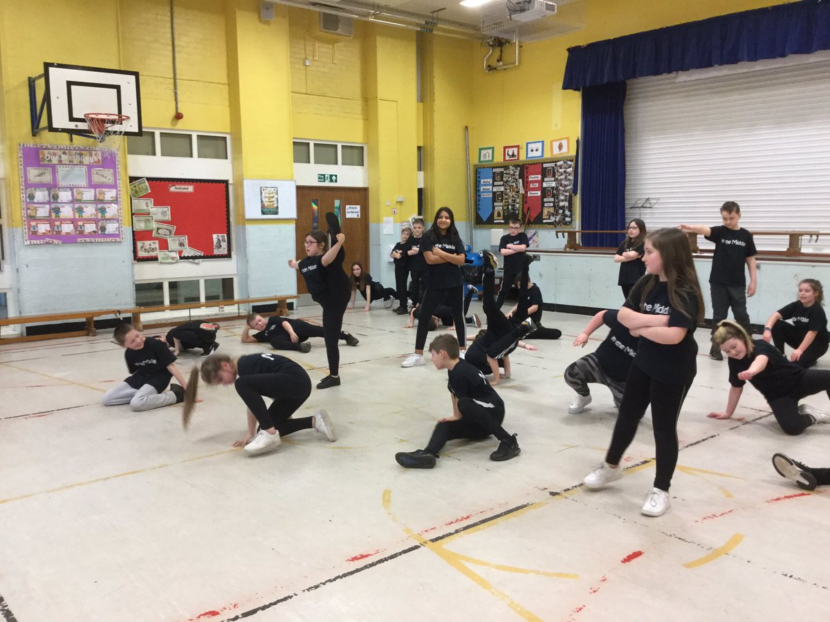 MrsLerpiniere's tweet photo. Finale Friday! Thank you to everyone who came along to our performance! P6 will try to stick to our change challenge π€©π€ΈββοΈπ₯ https://t.co/x3CBuz1xlQ