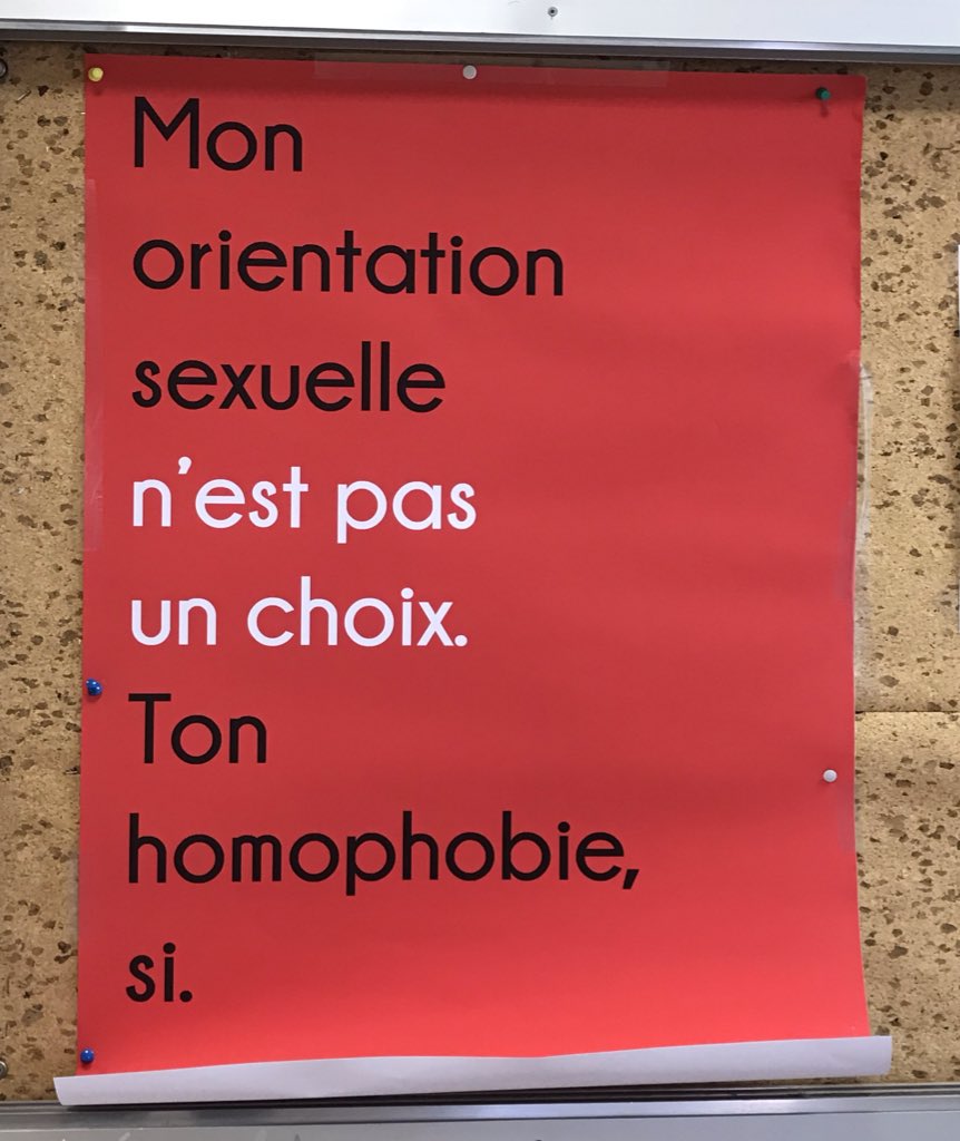 kdvban's tweet photo. 20/20 l’affichage de la fac https://t.co/HH9iF8EOLS
