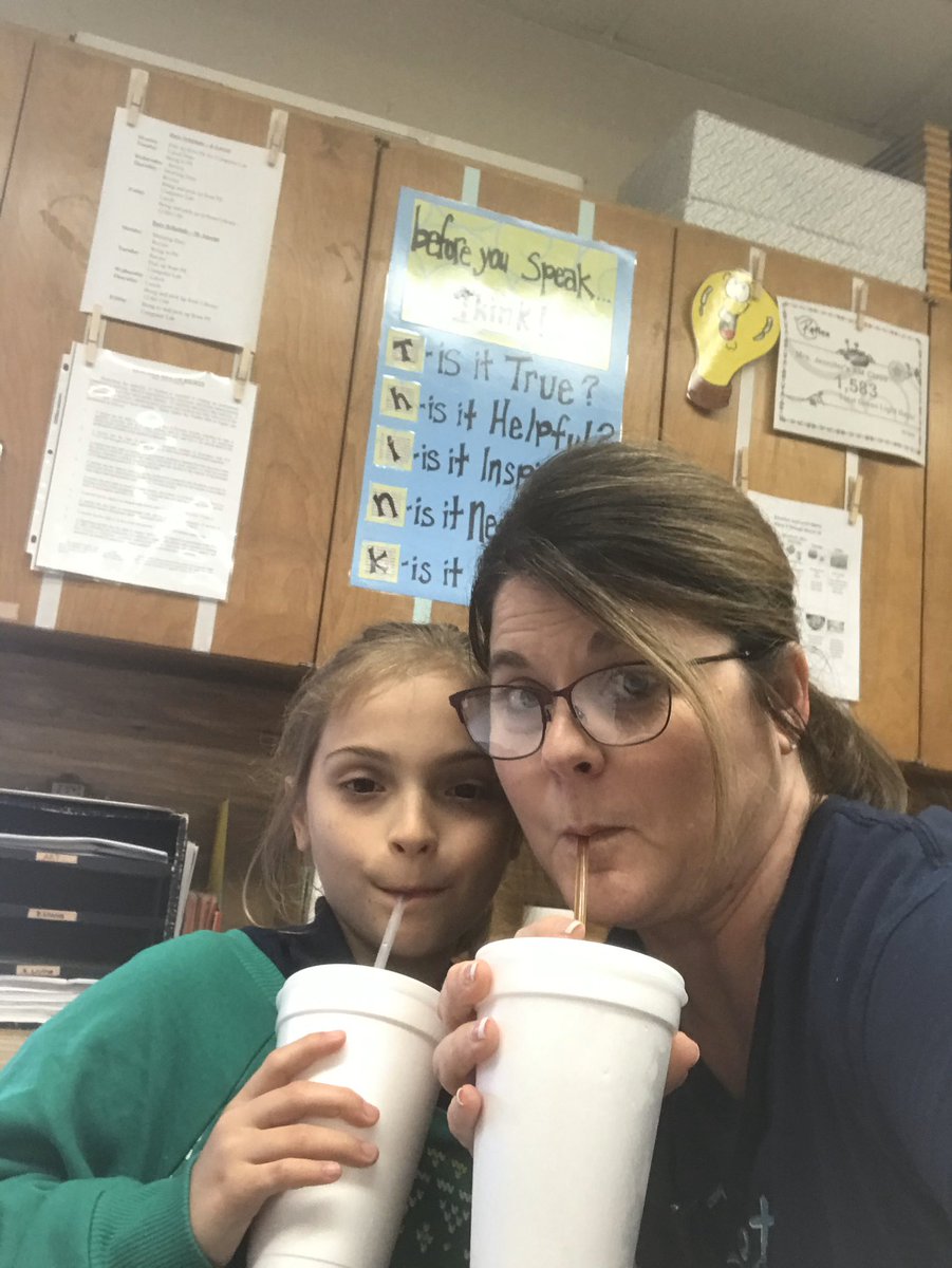 SpringfieldES1's tweet image. Ava reached 25,000 facts solved in Reflex Math. Mrs. Jennifer Levert bought her lunch from Childer’s! ✖️💙✏️ #reflexmath #bestschoolinamerica