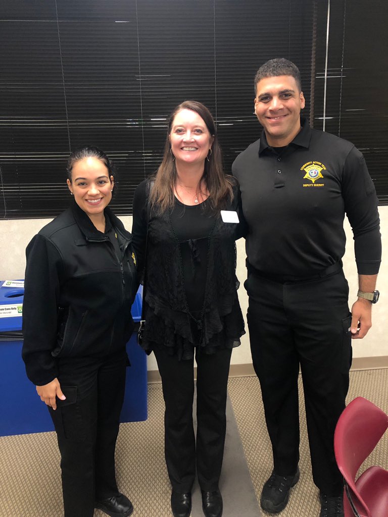 SpringValleyEd's tweet image. Chairperson Garner Wild with RCSD officers from Live PD. They sure brought some FUN &amp;amp; competitive bidding to our Live Auction Saturday night! Thank you again for spontaneously donating 2 Ride Alongs instead of 1. 👉 We appreciate your generosity! #springvalleyeducationfoundation