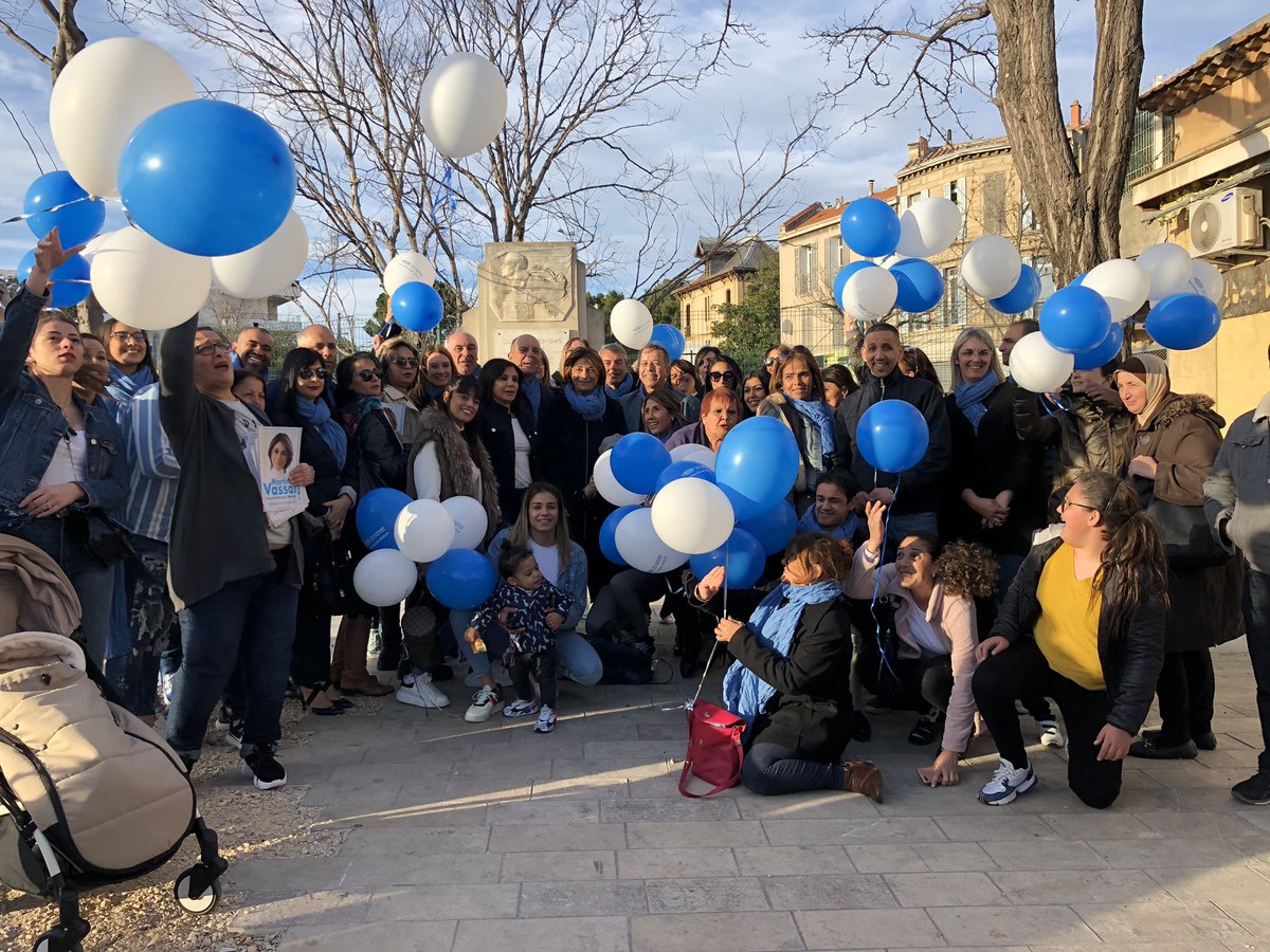MarionBareille's tweet photo. Les #48hPourMarseille se terminent chez nous, dans le 13-14 ! 

Nous étions à Sainte-Marthe et à la Batarelle, à votre rencontre avec Martine @Vassal2020, @DavidGaltier, @npreziosi et les colistiers de la liste « #UneVolontéPourMarseille ». https://t.co/CzOUbodLN3