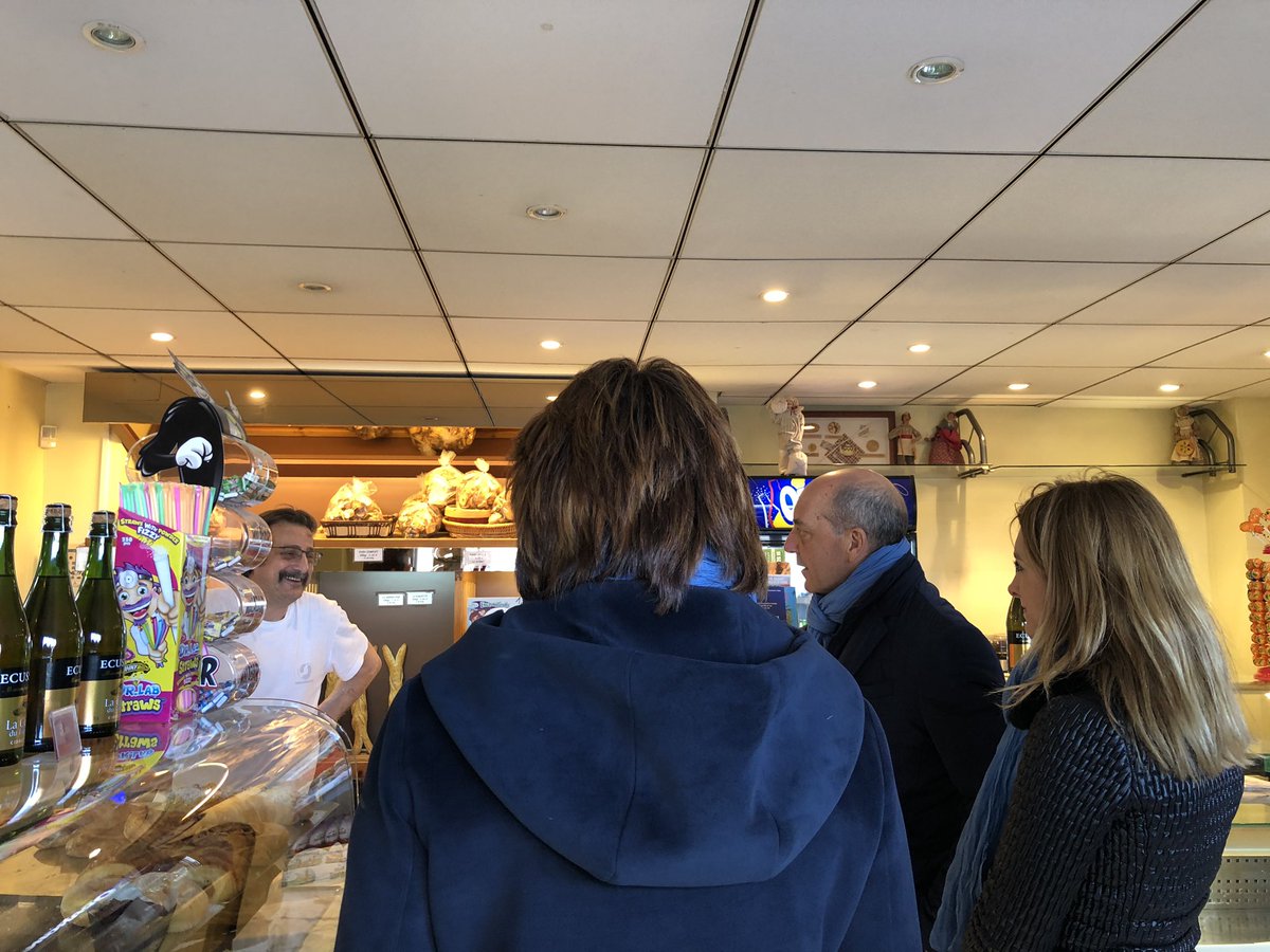 MarionBareille's tweet photo. Dimanche, une nouvelle ère s’ouvre pour le 13-14. 

Nous sommes là avec vous et pour vous. 

#UneVolontéPourMarseille #Vassal2020 #Municipales2020 #Marseille2020 #Proximité https://t.co/u0z7RJoVMM