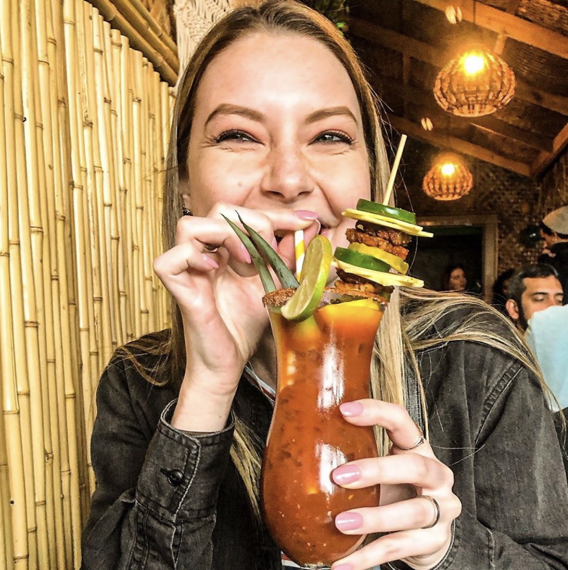 We're all smiles cause our friends over at @demitrisbloodymary created a brand new vegan mix 🦈 Come brunch with us Fri-Sun from 11am - 3pm!! #brunchgoals #nobonesbrunchclub #vegan