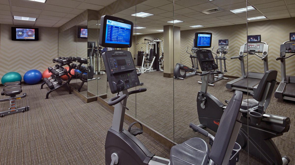 ResInnHartford's tweet photo. Enjoy our #exercisebike and #treadmill in our fitness center during your stay!

https://t.co/BSlL9JEhRa https://t.co/NYr4T5ZGw7