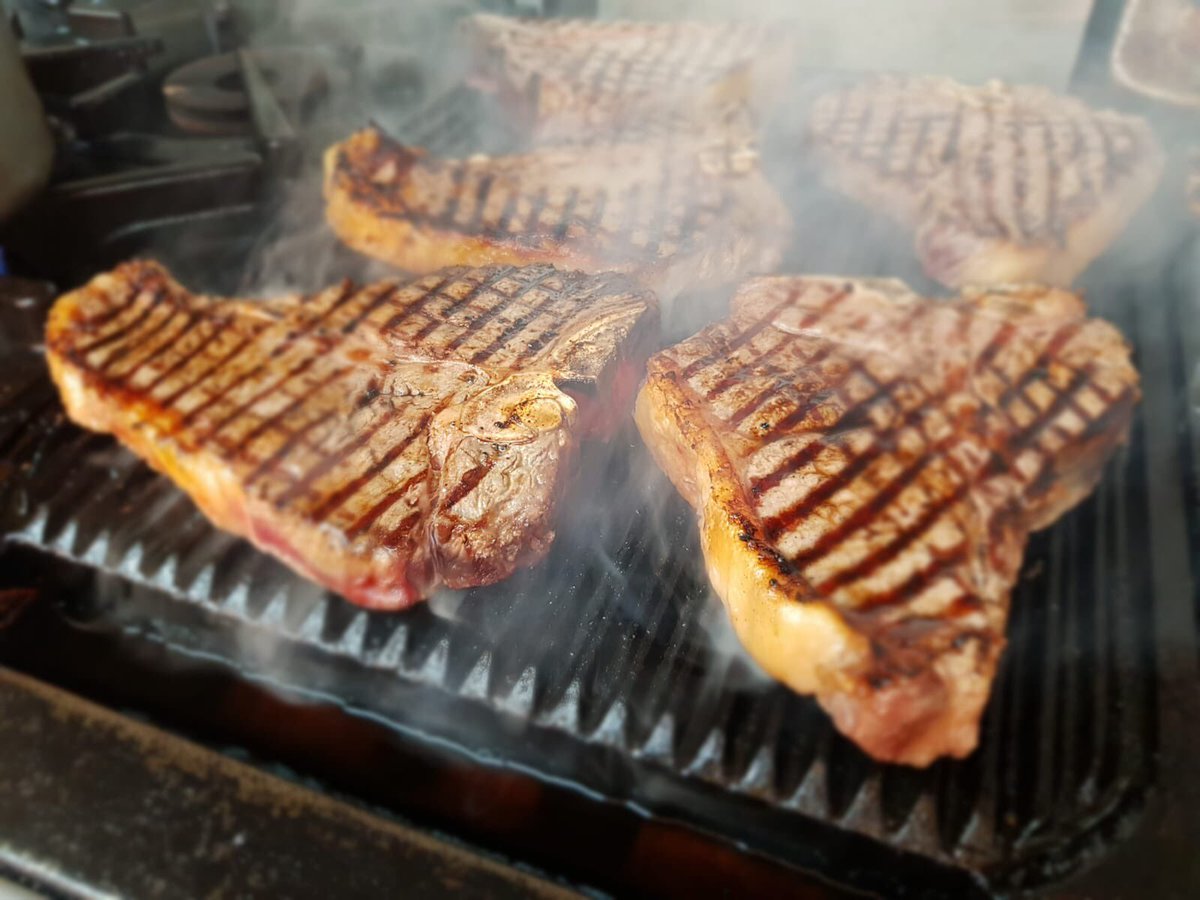 ChefDavidWilby's tweet photo. Windsor Grill cooking on all cylinders https://t.co/608zzZYlJ6