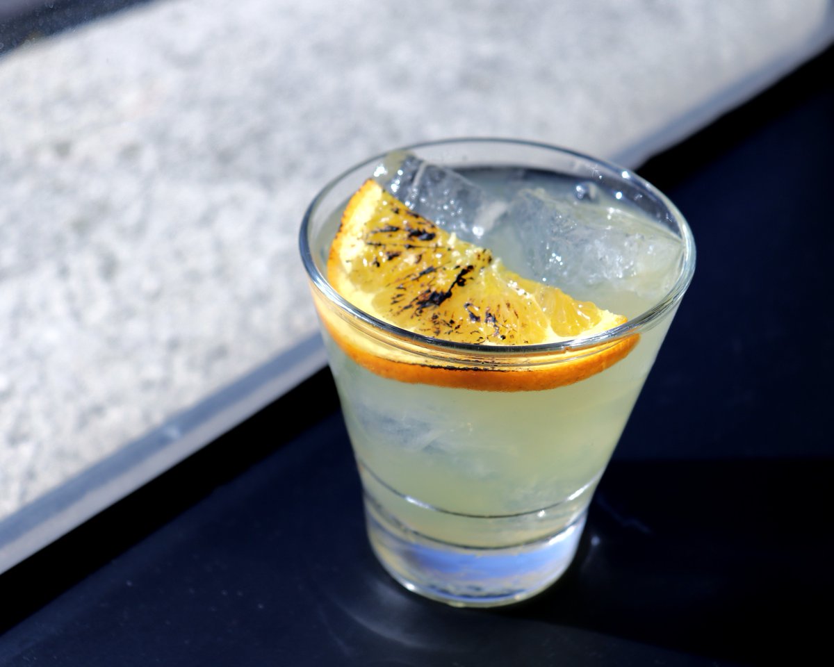 It might not feel like spring yet, but it doesn't mean your drinks can taste like spring! 

#RenHotels #RenaissanceToledo #TheHeightsToledo #Cocktails #RooftopBars