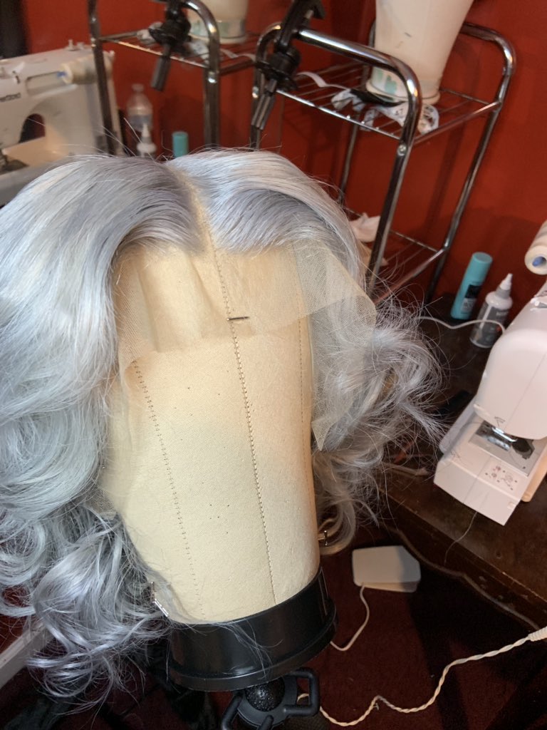 NiyaaSarge's tweet photo. 🥶🥶🔥 #customwig by Myself ❤️ hair provided by Rich.Drip.Extensions using their Platinum #613 Blonde bundles &amp; Lace Frontal
IG: rich.drip.extensions 
Hairline: 231.726.8452 
Lace Frontal Wig Unit #iceeee for Sale $160 •••Shipping available••• https://t.co/zq0cVbjtmy