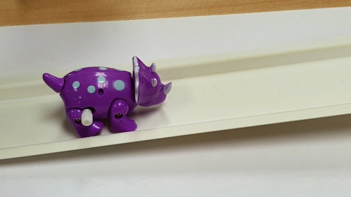 Glazgow's tweet image. Smearing beeswax, waterproof testing, catapulting hovercraft and designing shoes for dinosaurs...it can only be a couple of days at @SSERCprimary 👏👏👏 thanks for a brilliant couple of days at the @pstt_whyhow Sustain &amp;amp; Extend programme #STEM leadership course #ercstem #kpsstem