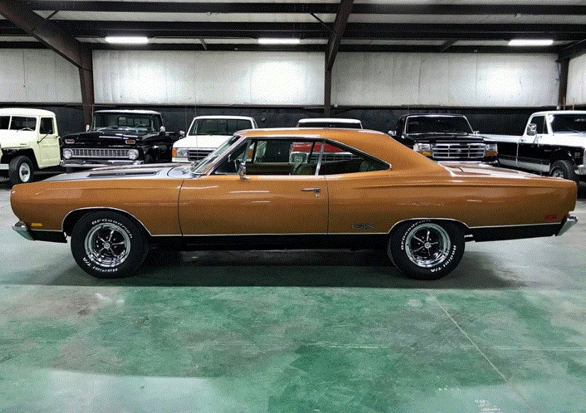GutsyDad's tweet photo. 1969 Plymouth GTX https://t.co/VdD5oGeABN