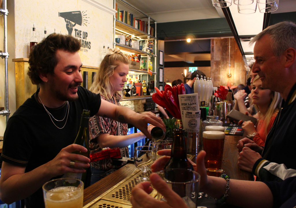 It's the weekend!! 🙌🍻🙌 Do your plans involve popping to the Up for a beer or several...?
#oxford #marston #oxfordshire #happyhour #localpub