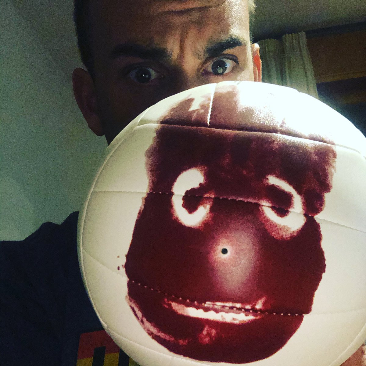 Io e Wilson siamo ok. Non preoccupatevi. #COVID19italia #COVID19