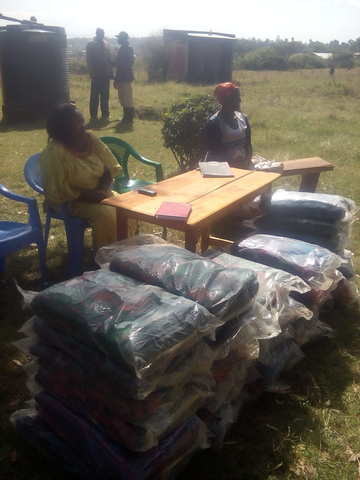 nations4hope's tweet photo. In response to the West Pokot flood and landslide in Kenya, HOPE helped arrange the purchase and distribution of blankets to those affected in the community. Such a great opportunity to share love and support to those in need! https://t.co/L9wzRve3fI