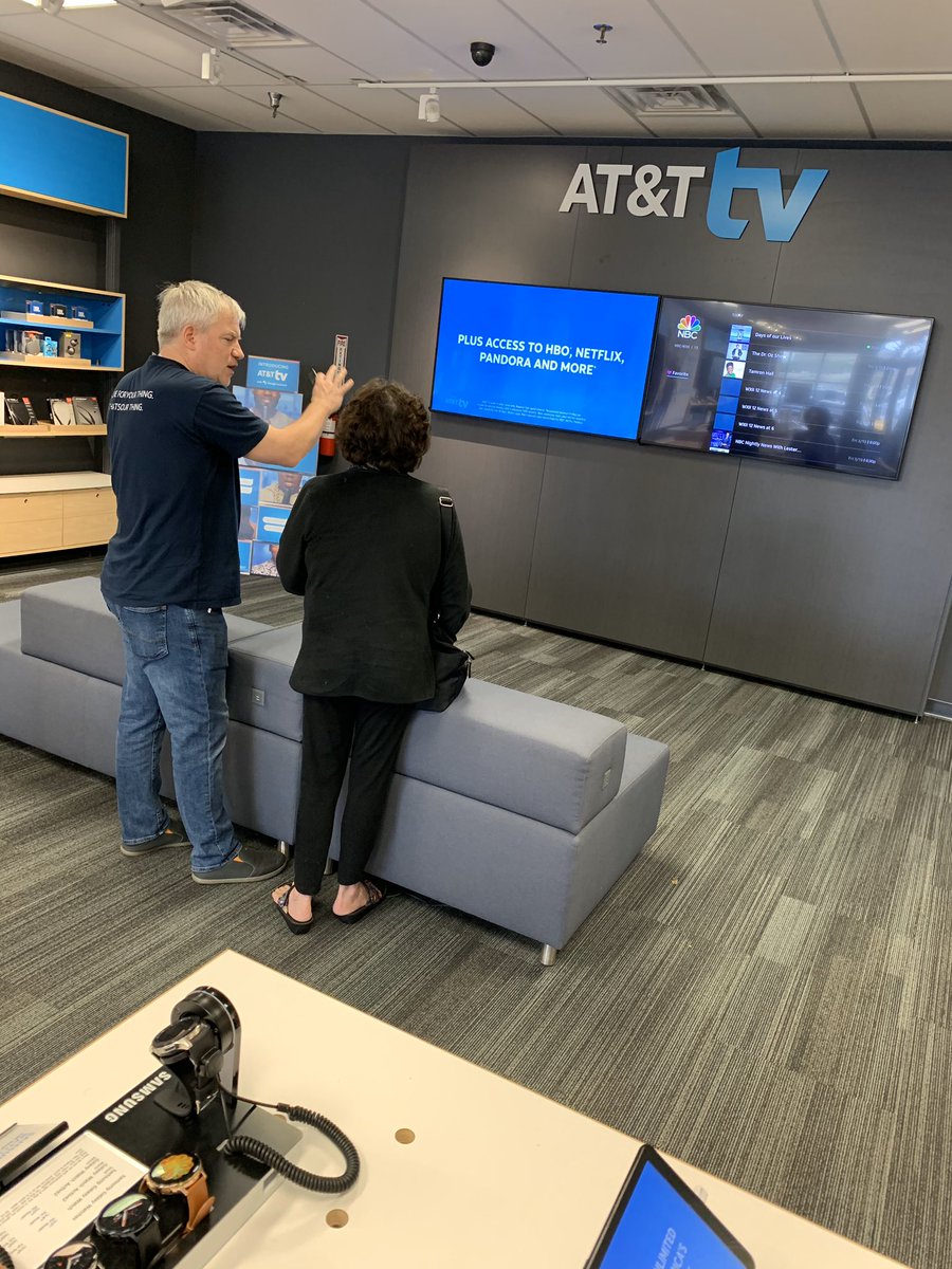 BeardedFit16's tweet photo. @kirkstamey taking advantage of every opportunity by demoing AT&T TV...🙏🏾✊🏾‼️ #Teamwork #Entertainment #Kirkwork @404girl @AdamMRagab @julestwentysix @ecooperATTGSOWS @EricHoward100 @mrresponsible10 @Townesrva https://t.co/fhsevTohfZ