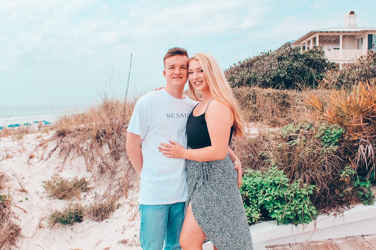 brooke14__'s tweet photo. spring break was again, legendary https://t.co/wHph5KGZmo