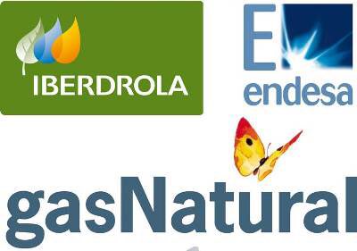 A parte de las complicaciones que se van a dar en Sanidad. En los hogares llegará un momento en el que tristemente despidan a personas, ya está pasando en Andalucía. Las #Eléctricas no van ayudar a la población española a pasar este doble mal trago? Suspender pagos recibos?