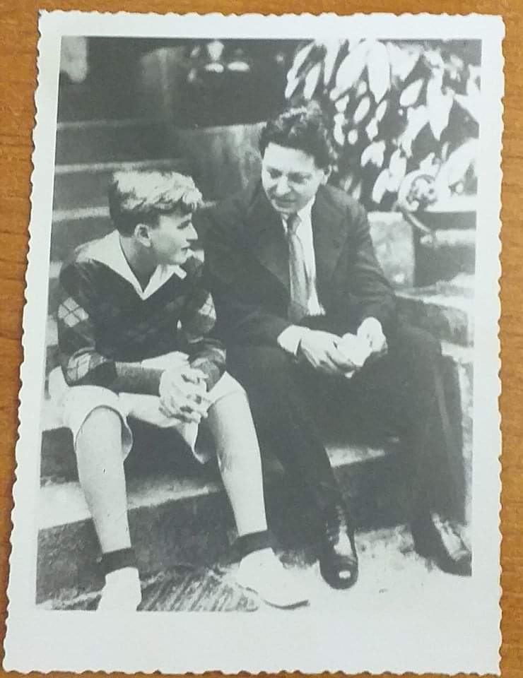 MoMuMa_Int's tweet image. Today we commemorate 20 years since the day, one of history's most beloved #violinists, #YehudiMenuhin has died. Here memories with his mentor and teacher, the great #GeorgeEnescu. #Menuhin #Enescu