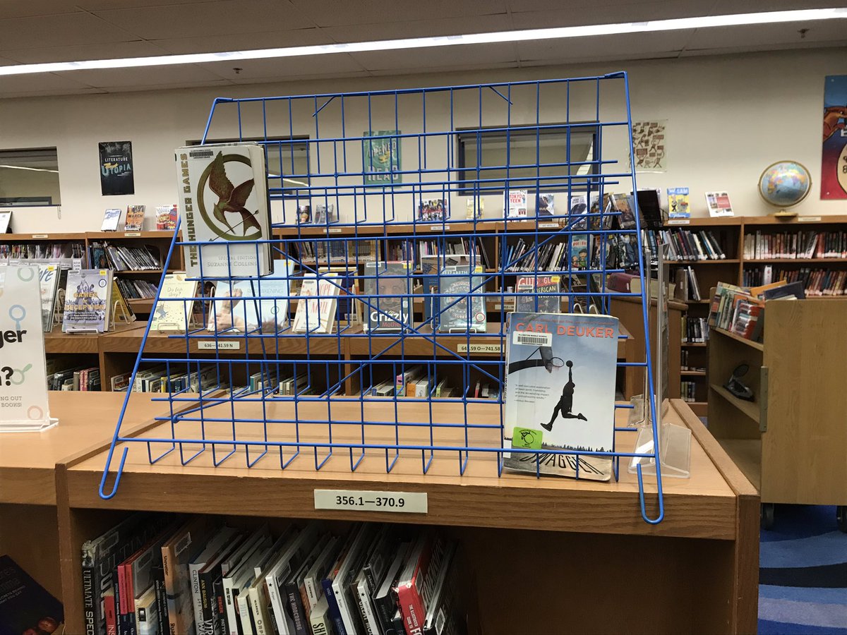 EMSPRIDE1's tweet photo. Our media shelves are empty! EMS students all went home with books to read over the 2 weeks we are closed.  Be sure to read every day! https://t.co/P3oL88Z6UE